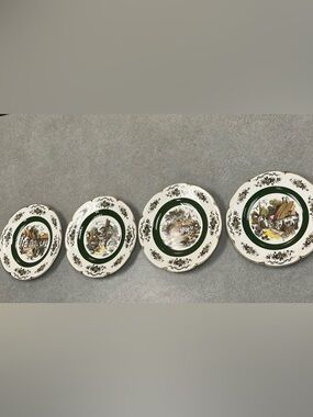 4 ASCOT SERVICE PLATES By WOOD AND SONS England DECORATIVE WALL PLATES